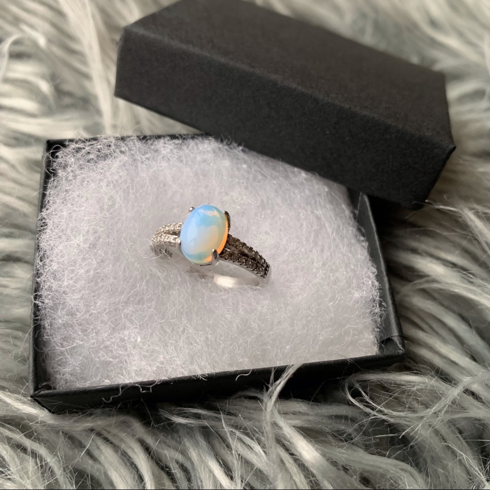 Charmed Aroma Moonstone 925 Ring